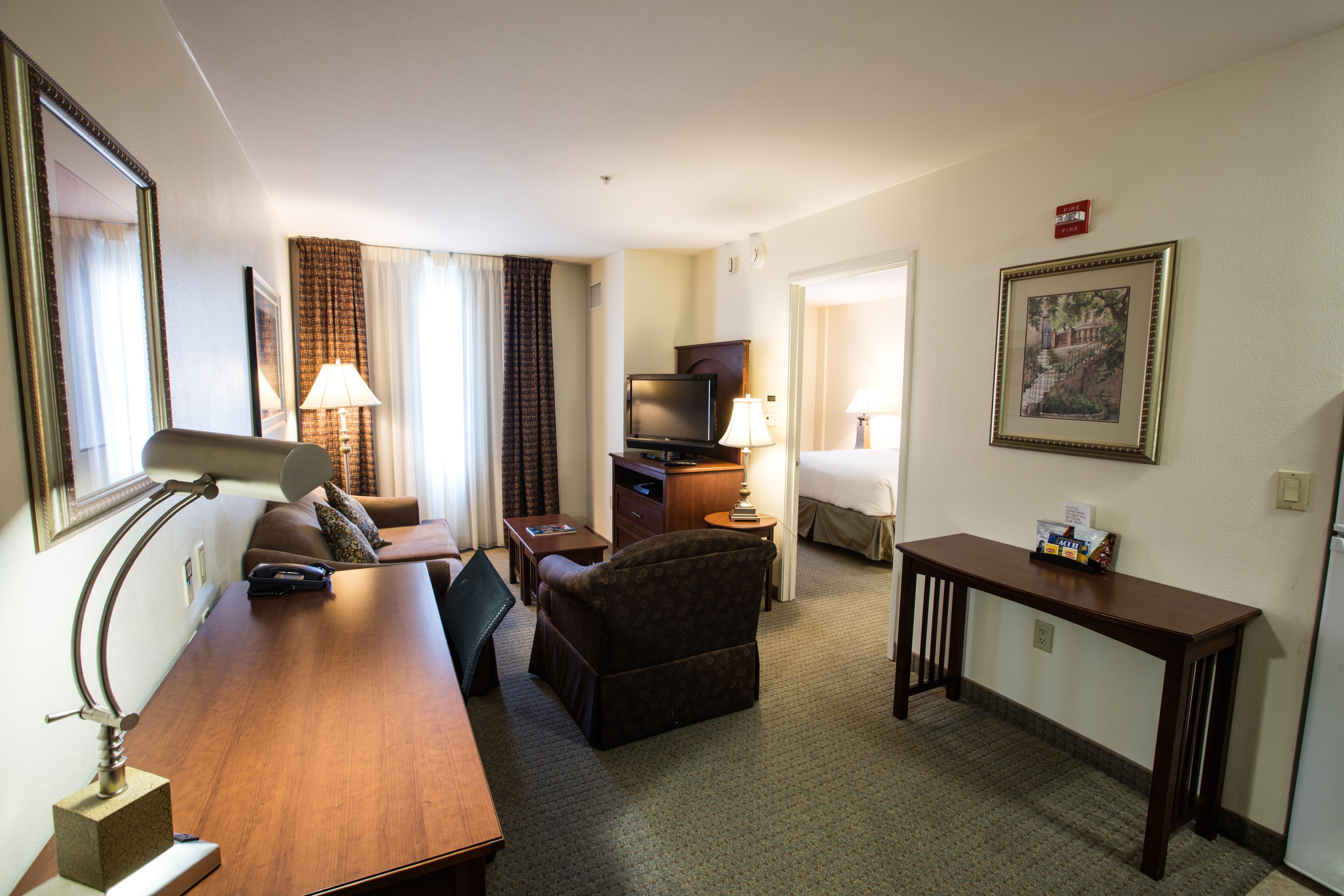 Staybridge Suites Austin Airport By Ihg Exterior foto